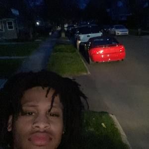 Meet your Posher, Alex